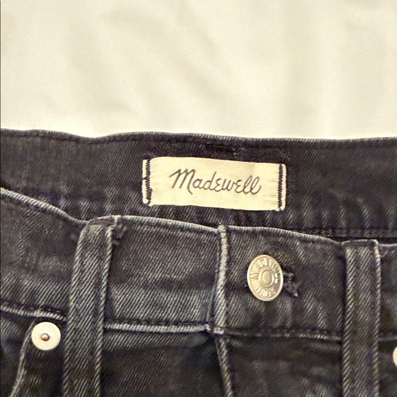 Madewell Women's Dark Denim Jean Shorts - Picture 2 of 4